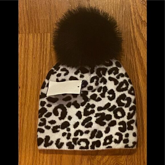 Leopard-Print & Faux Fur Pom-Pom Beanie - Picture 5 of 6